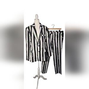 Offstream BEETLEJUICE Striped Black and White Suit Large